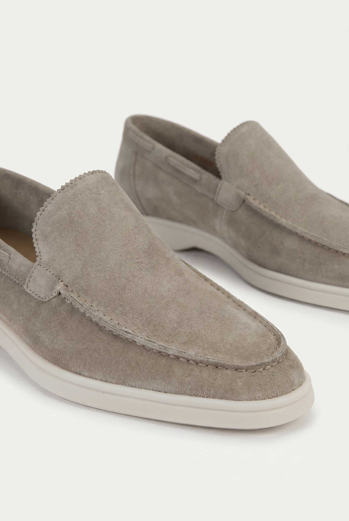 Amalfi Classic Suède Loafer Soft Grey