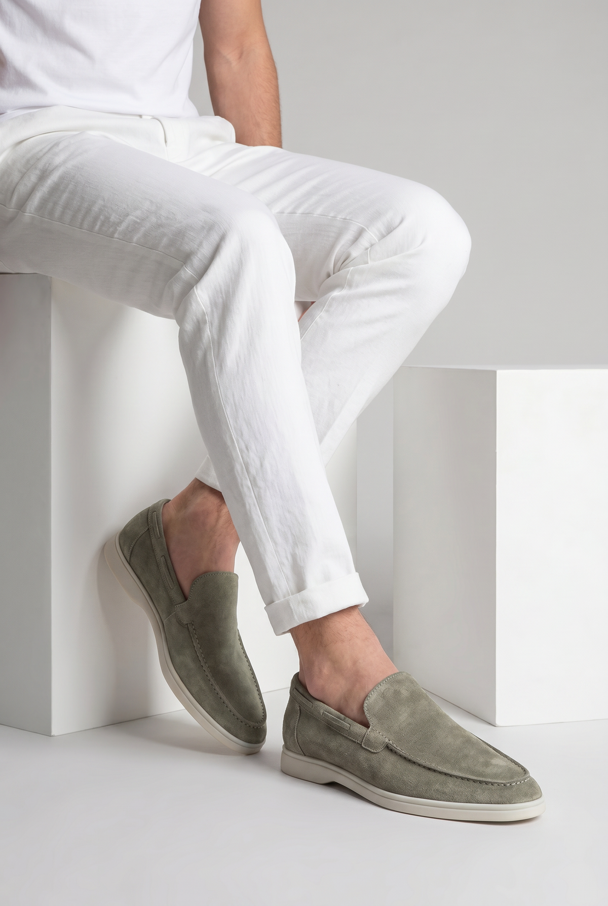 Amalfi Classic Suède Loafer Soft Grey