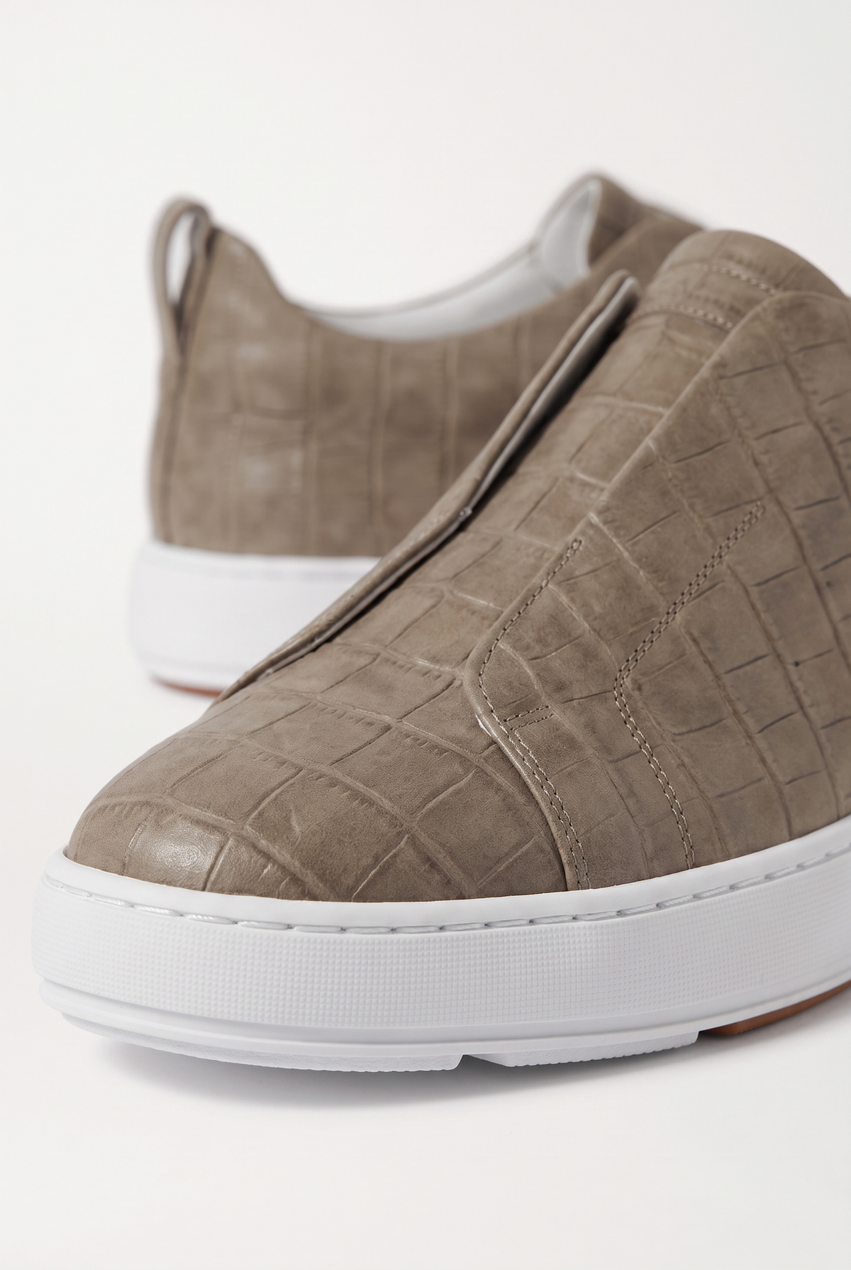 Monaco Crocodile Sneaker Taupe